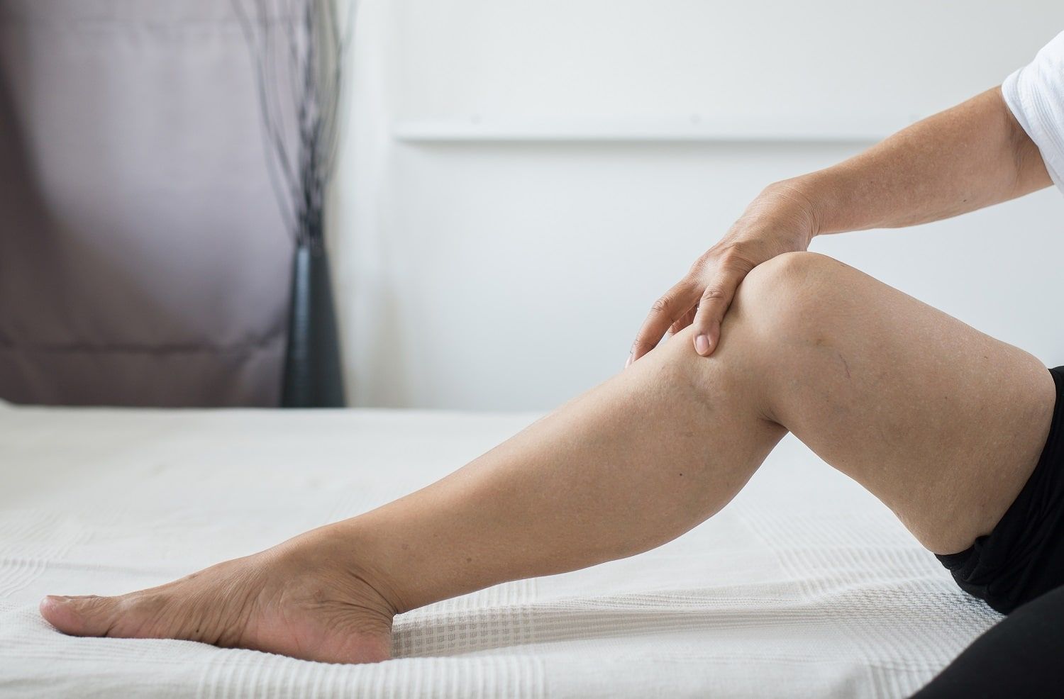 How-do-I-keep-my-veins-health-pinnacle-vein-clinic